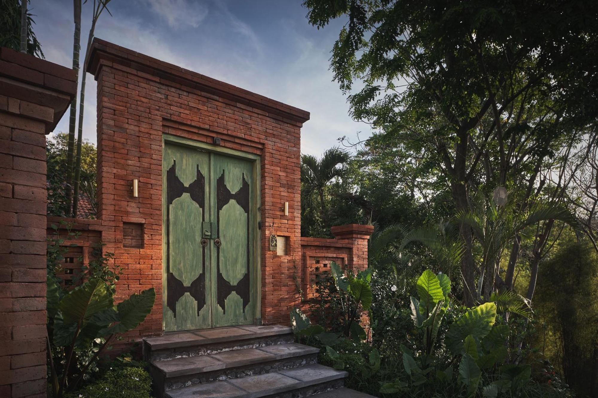 The Damai Villa Lovina  Exterior photo