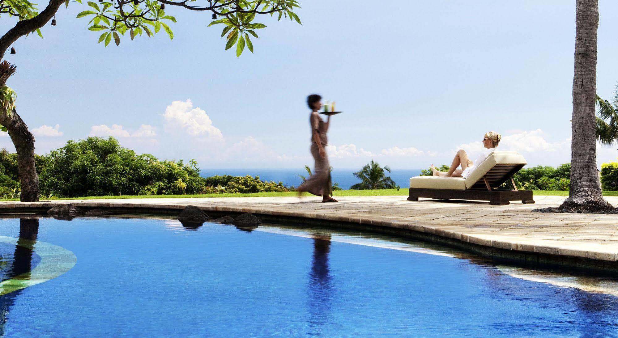 The Damai Villa Lovina  Exterior photo